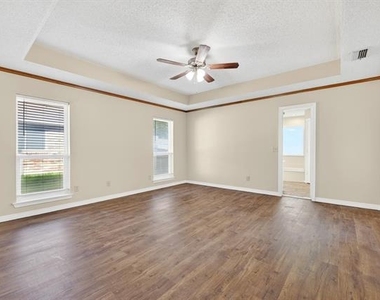 1824 Sacramento Terrace - Photo Thumbnail 16