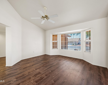 14802 W Greystone Drive - Photo Thumbnail 2