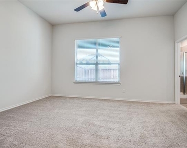 1700 Wayne Lane - Photo Thumbnail 13