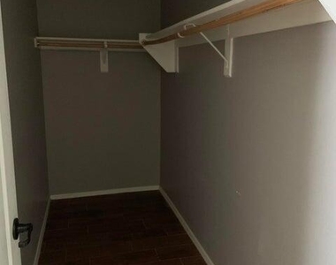 17748 W Desert Bloom Street - Photo Thumbnail 12