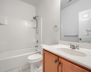 10233 Pyrite Drive - Photo Thumbnail 16