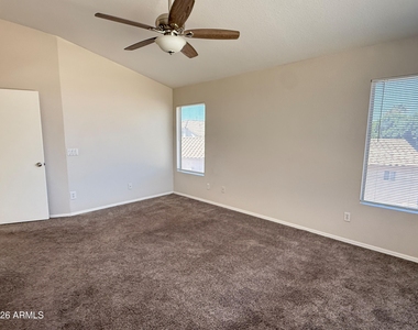 1274 W Sparrow Court - Photo Thumbnail 12