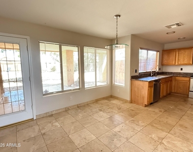 1274 W Sparrow Court - Photo Thumbnail 7