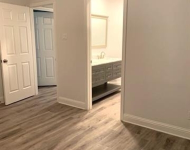 16301 Ledgemont Lane - Photo Thumbnail 9