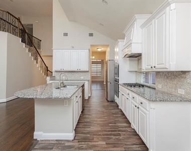 9704 Tanen Drive - Photo Thumbnail 9