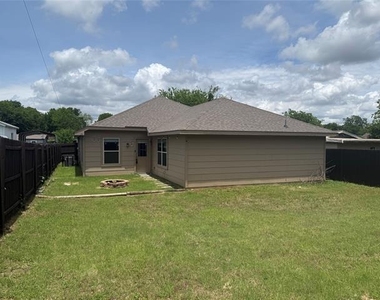 5513 Diaz Avenue - Photo Thumbnail 21