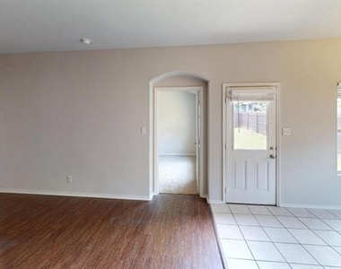 5513 Diaz Avenue - Photo Thumbnail 5