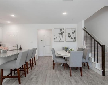 4881 Ellie Lane - Photo Thumbnail 9