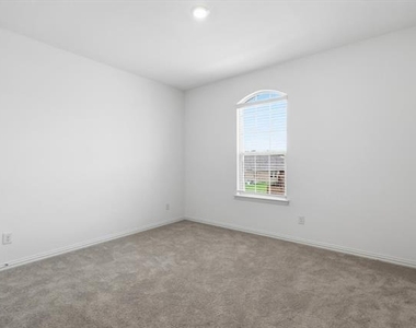 8309 Gray Squirrel Lane - Photo Thumbnail 7
