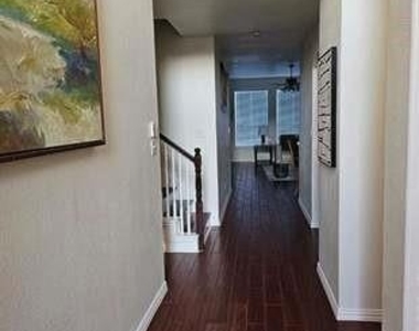 215 Lairds Drive - Photo Thumbnail 19