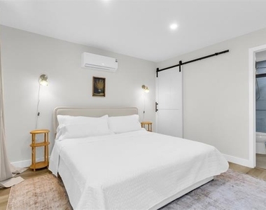 4121 Junius Street - Photo Thumbnail 13
