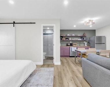 4121 Junius Street - Photo Thumbnail 11