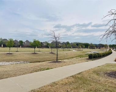 8024 Foraker Street - Photo Thumbnail 34