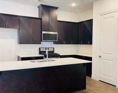 8024 Foraker Street - Photo Thumbnail 2