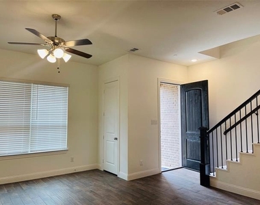 8024 Foraker Street - Photo Thumbnail 5