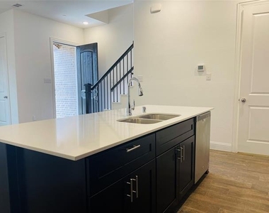8024 Foraker Street - Photo Thumbnail 6