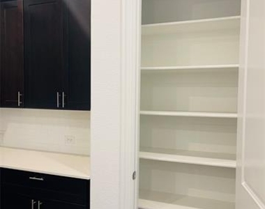 8024 Foraker Street - Photo Thumbnail 9