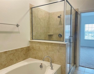 8024 Foraker Street - Photo Thumbnail 15