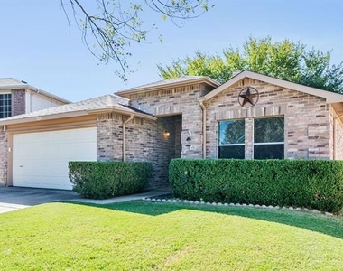 2124 Blanco Lane - Photo Thumbnail 2