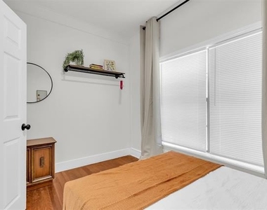 4121 Junius Street - Photo Thumbnail 8