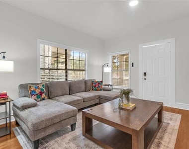 4121 Junius Street - Photo Thumbnail 3