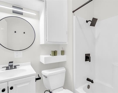 4121 Junius Street - Photo Thumbnail 16