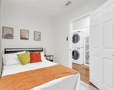 4121 Junius Street - Photo Thumbnail 7