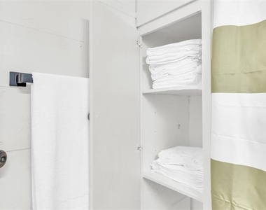 4121 Junius Street - Photo Thumbnail 14
