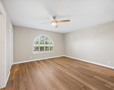 8054 E Dulcet Court - Photo Thumbnail 12
