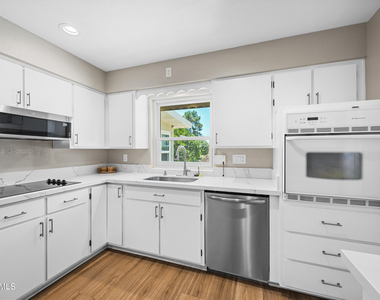 8054 E Dulcet Court - Photo Thumbnail 9