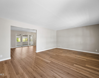 8054 E Dulcet Court - Photo Thumbnail 2