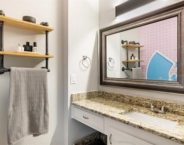 1531 Mccoy Street - Photo Thumbnail 20