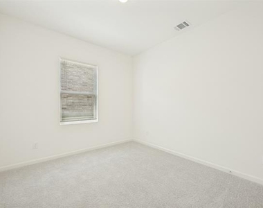 1325 Elliott Road - Photo Thumbnail 15