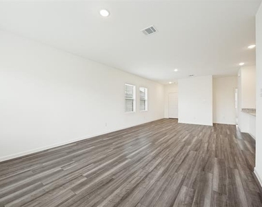 1325 Elliott Road - Photo Thumbnail 4