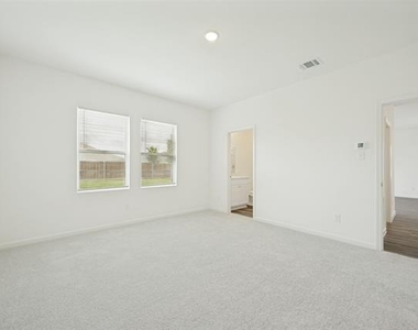 1325 Elliott Road - Photo Thumbnail 12