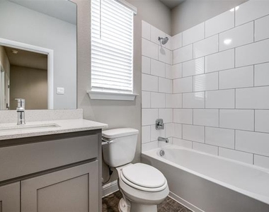1224 Southwark Drive - Photo Thumbnail 19