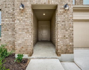1224 Southwark Drive - Photo Thumbnail 1