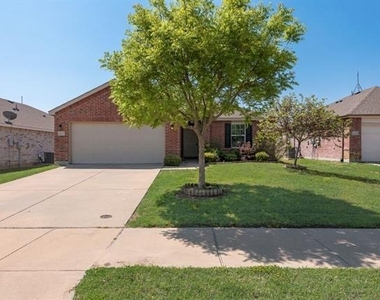 3004 Pinyon Place - Photo Thumbnail 3