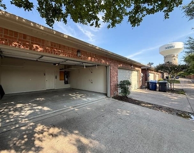 575 S Virginia Hills Drive - Photo Thumbnail 16