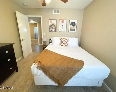 307 E Embassy Street - Photo Thumbnail 13