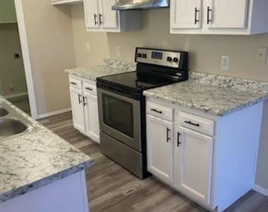 15147 S Yava Road - Photo Thumbnail 8