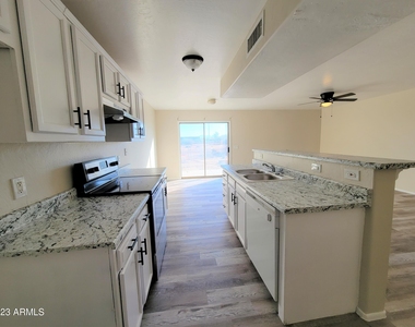 15147 S Yava Road - Photo Thumbnail 5