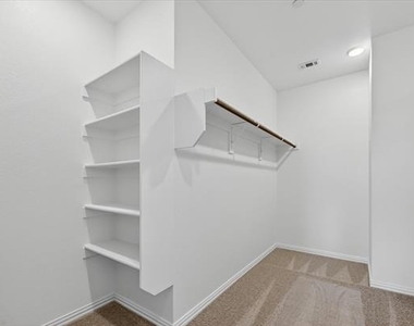 1183 Doris May Drive - Photo Thumbnail 21