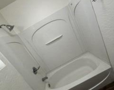 502 E Cody Drive - Photo Thumbnail 13