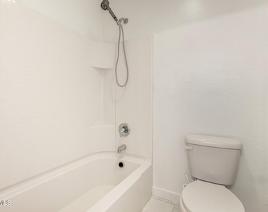 24409 W Sheraton Lane - Photo Thumbnail 28