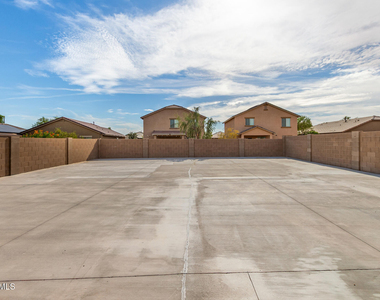 24409 W Sheraton Lane - Photo Thumbnail 37