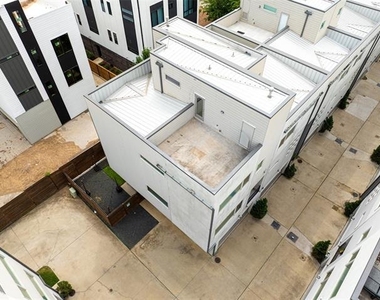 4616 Steel Street - Photo Thumbnail 11