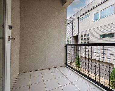 4616 Steel Street - Photo Thumbnail 17