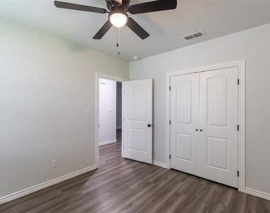 381 Kristie Path - Photo Thumbnail 22