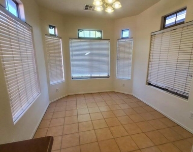 8458 E Edgewood Avenue - Photo Thumbnail 3